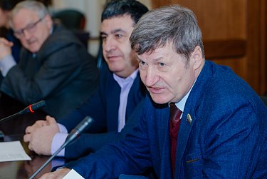 Укрепить первичное звено здравоохранения